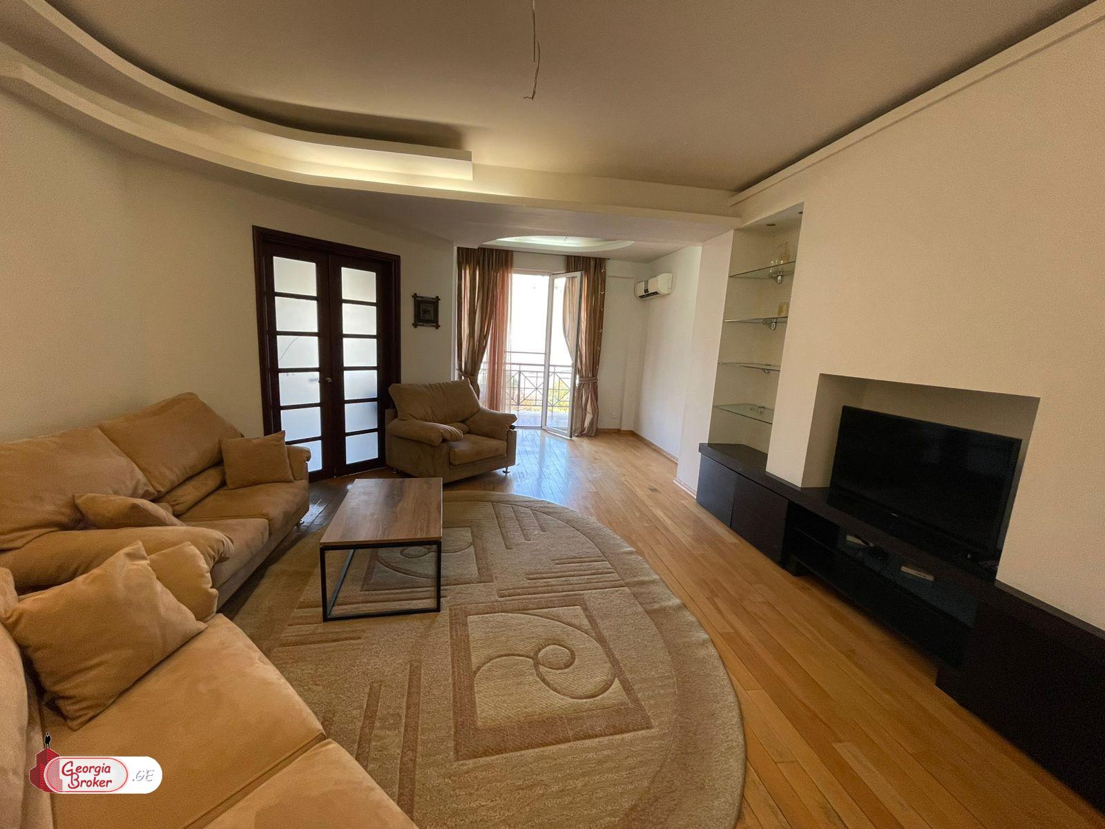 nearly repaired 3-room apartment for sale